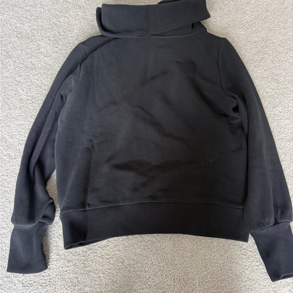 NEVER WORN Varley Vine Half Zip Black Size Small - Picture 3 of 3